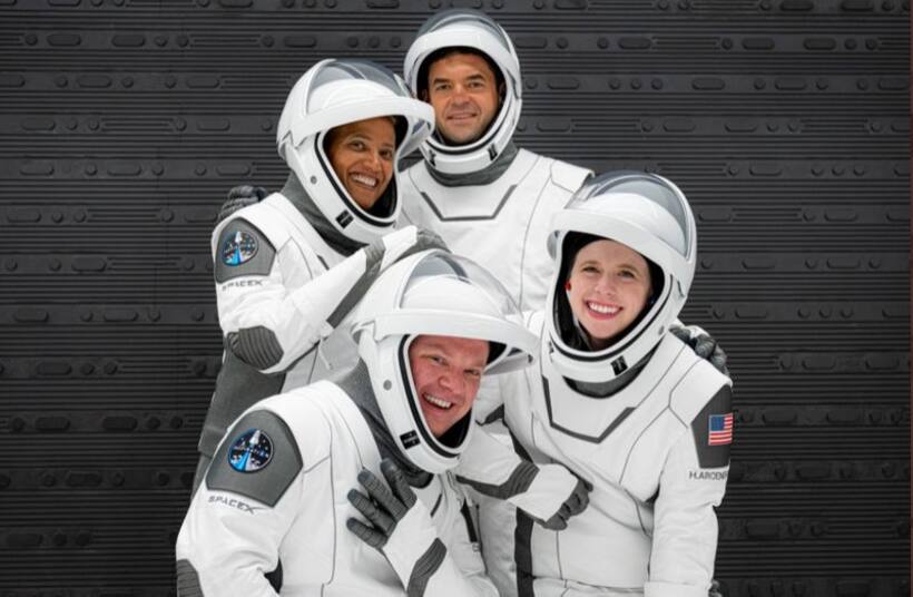 NASA’s SpaceX astronauts successfully splashdown on earth, ending 200 day flight