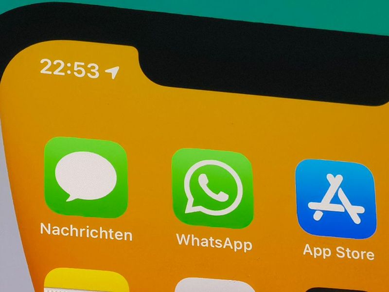 WhatsApp working on voice message transcription gcw