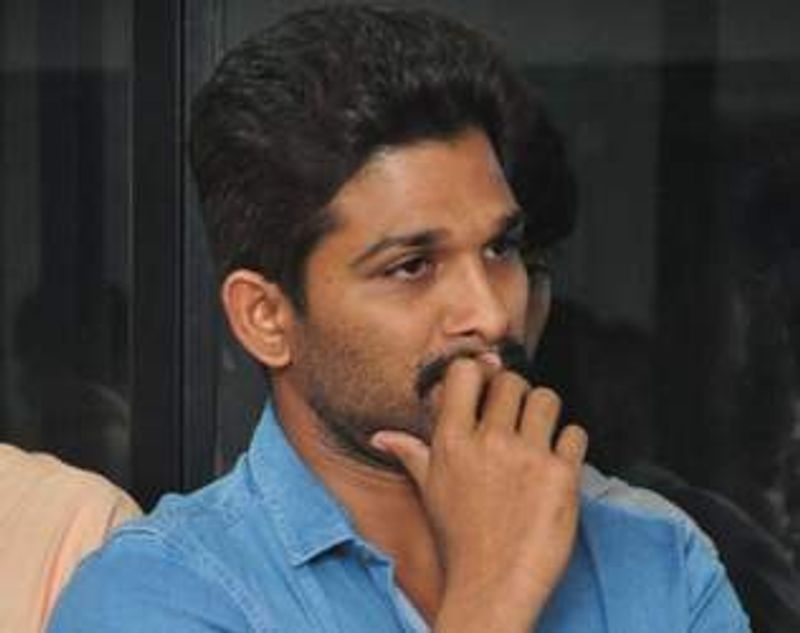 Keerthy Suresh to pair with Allu Arjun