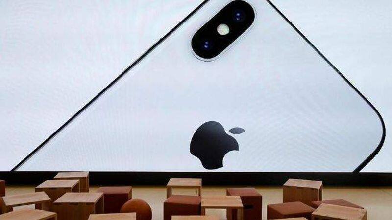 Global Smartphone Shipments Q4 2021 Apple on top Samsung Second Amid Chip Shortage mnj