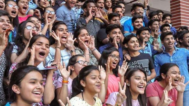 JEE Main result 2021 for Session 4 declared 44 score 100 percentile pod