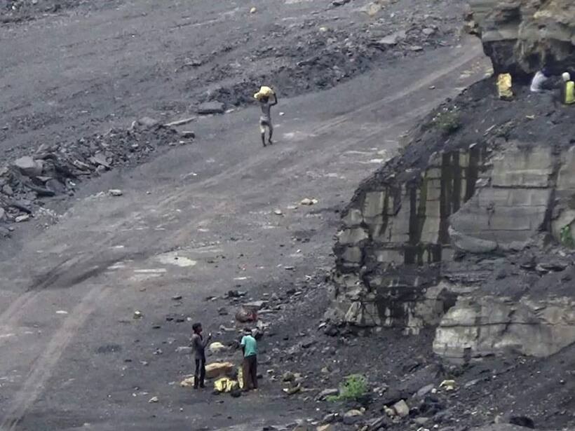 Centre allows power plants to blend imported, local coal to meet power demand
