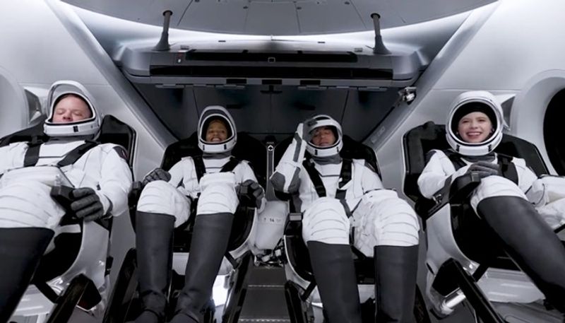 SpaceX Inspiration4 mission tourists return to earth after 3-day terrestrial excursion-dnm