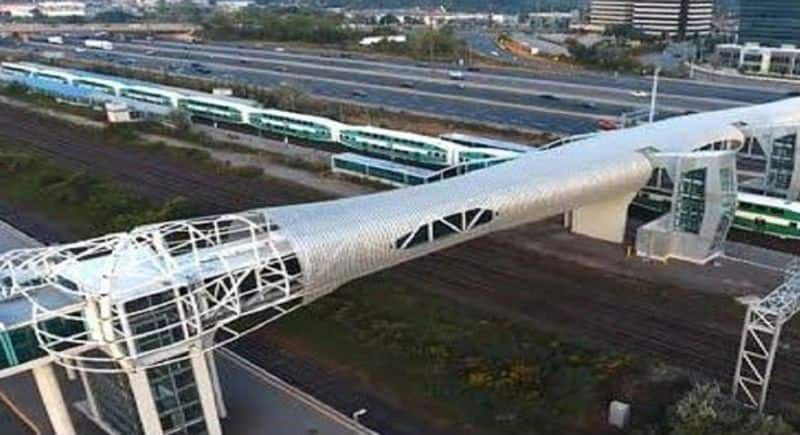 Guinness World Record 820-foot long Pickering pedestrian bridge in Ontario gcw