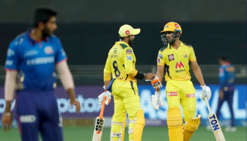 IPL 2021 CSK vs MI Ruturaj Gaikwad fire helps Chennai Super Kings to decent total