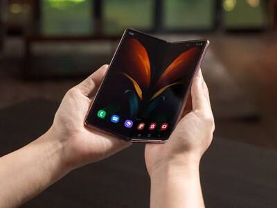 How to keep YOUR foldable smartphone safe and extend its life span?