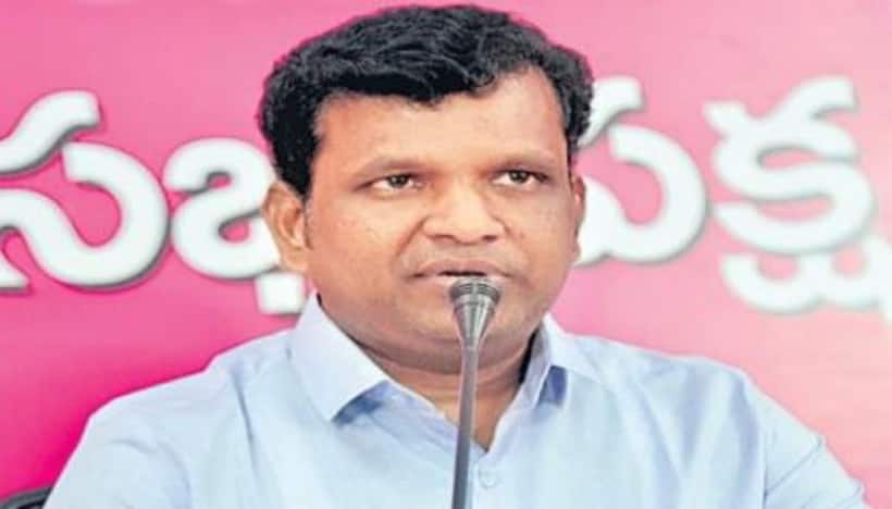 తుంగతుర్తి ఎమ్మెల్యే గాదరి కిషోర్ కు చుక్కెదురు: కౌంటర్ పిటిషన్ ను డిస్మిస్ చేసిన తెలంగాణ హైకోర్టు