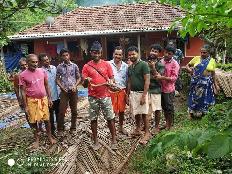 Sanke Kiran from Mangaluru saved more than 4800 snakes dpl