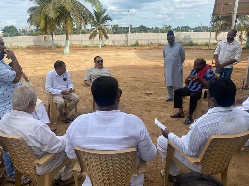 Congress Senior Leader CM Ibrahim Meets JDS HD Kumaraswamy rbj