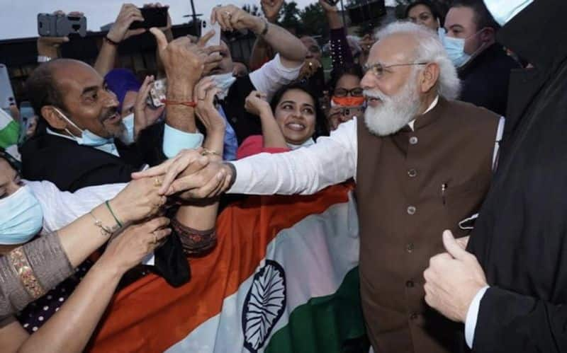 Modi in US: Prime Minister arrives in US, interacts with Diaspora outside airport