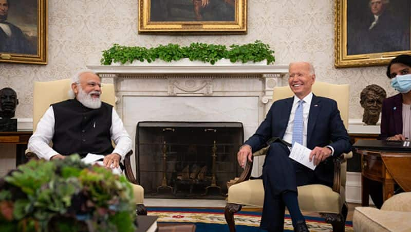 US handaed over 157 artefacts antiquities to pm modi