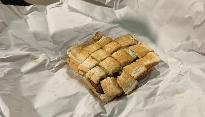 Man who paid for breakfast in coins receives sandwich cut up in tiny chunks