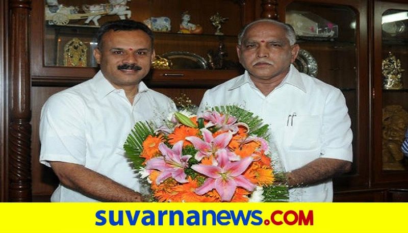 B Suresh Gowda Meets BS Yediyurappa after resigned to Tumakuru BJP President Post rbj