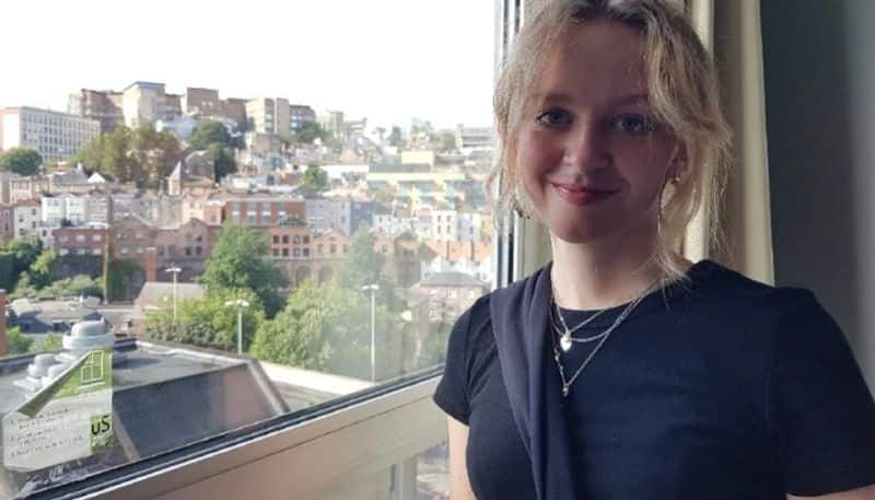 girl goes to university close to hospital where she defeated cancer viral post