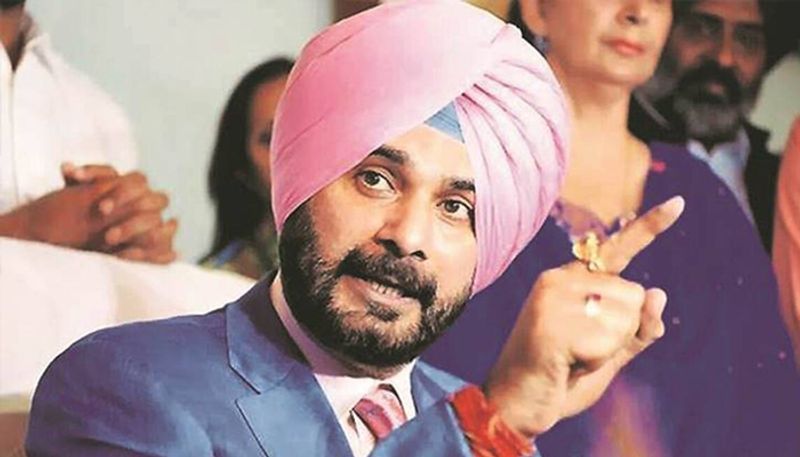 Navjot Sidhu writes to Sonia Gandhi listing 13 major issues seeks time to present agenda for 2022 polls pod