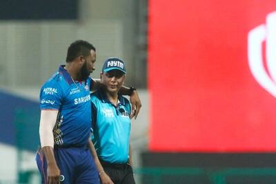 IPL PHOTOS: अंपायर के कंधे पर हाथ रखकर बात करते दिखे पोलार्ड, तो इस अंदाज में नजर आईं हार्दिक-रोहित की वाइफ