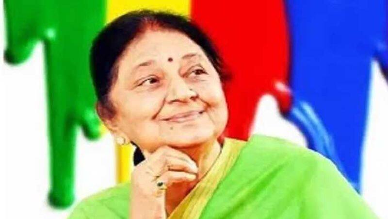 Former Tamil Nadu Minister Pulavar Indirakumari passed away KAK