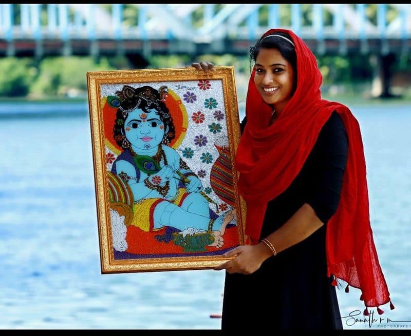 jasna salim present her painting before deity shares experience