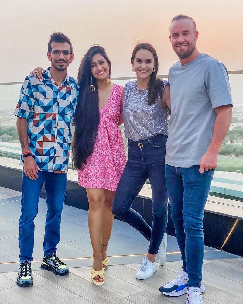 IPL 2021: Watch Yuzvendra Chahal, Dhanashree Verma spend final days in Dubai with AB de Villiers, Danielle-ayh