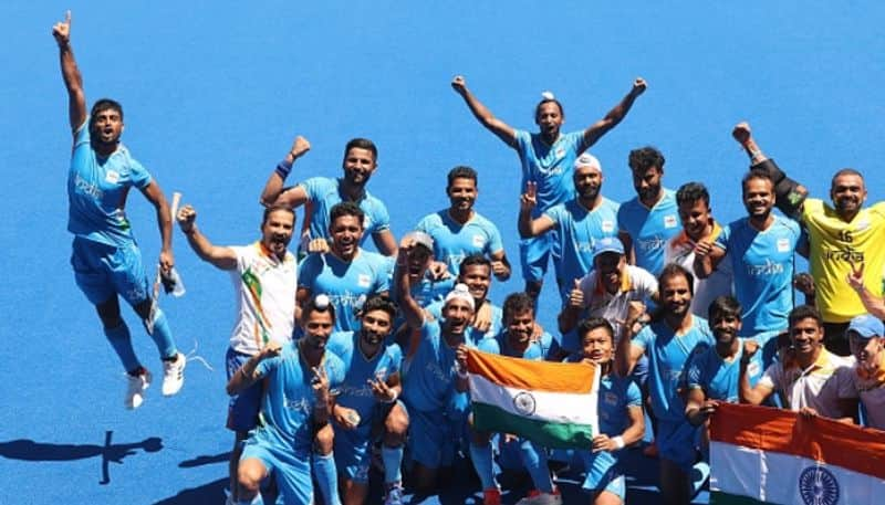 Hockey stick of Indian mens team gifted to PM Modi included in the online bid