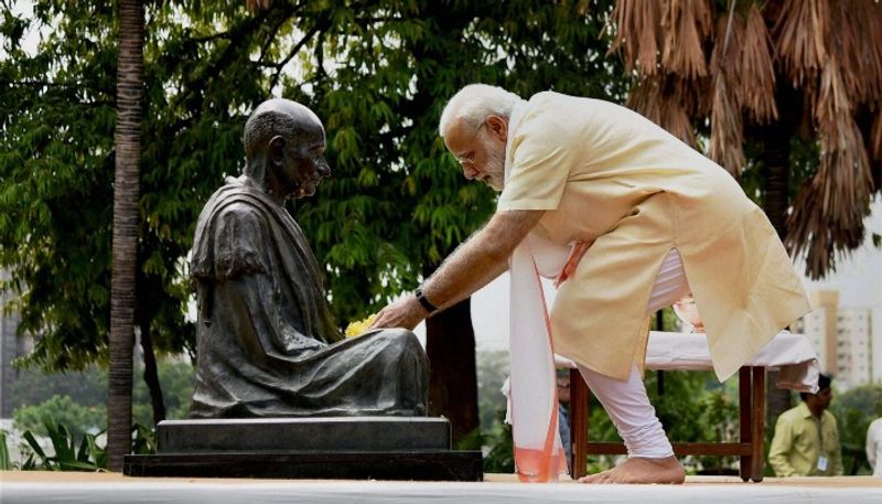 World didn't know Mahatma Gandhi till a movie was made about him PM Modi attacks Congress (WATCH) snt