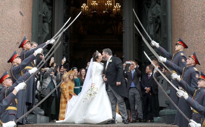 Descendant of tsars becomes first royal to marry in Russia since revolution gcw