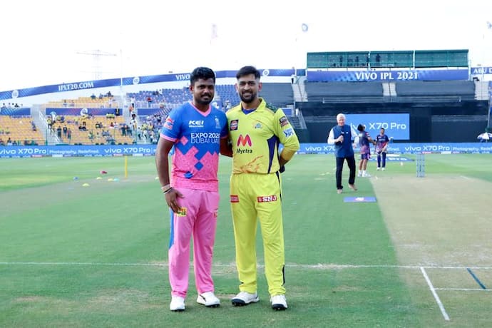 IPL 2021, CSK vs RR, দুই দলে মোট ৭টি পরিবর্তন, টস জিতে ধোনির দলকে ব্য়াটিংয়ের আমন্ত্রণ সঞ্জুর