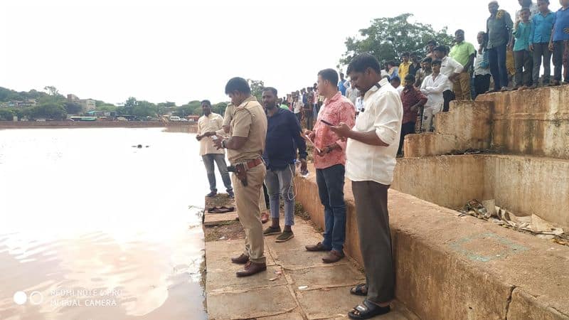 Four Youths Killed Who Swimming in Lake at Bidar grg