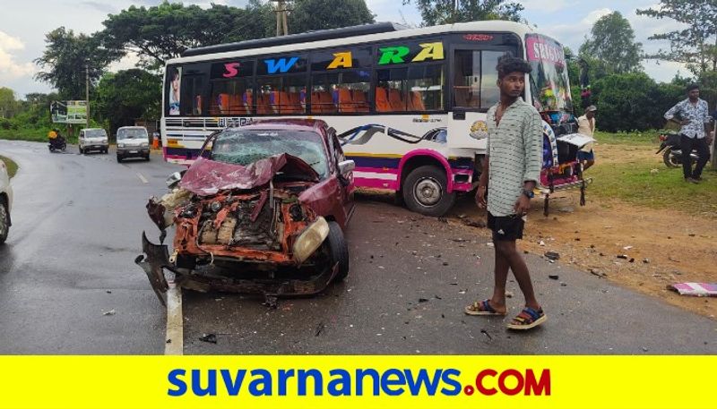 Bizarre news Shivamogga Gajanur Accident victim escape from ambulance mah