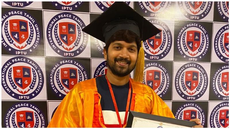 Actor Vijay Viswa gets doctorate