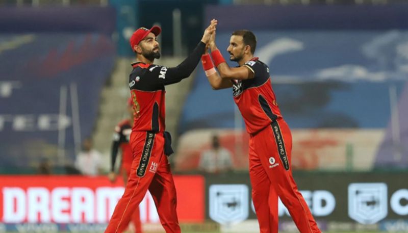 IPL 2021 Gambhir on whether RCB should retain Kohli and Maxwell for next season