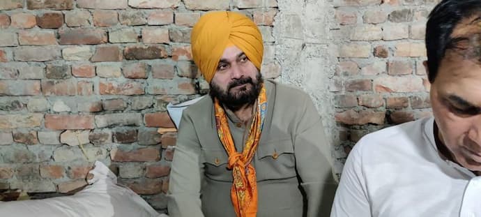 Navjot Singh Sidhu-ভোটের আগে ললিপপ, বিদ্যুত বিল কমানো নিয়ে তুলোধনা সিধুর