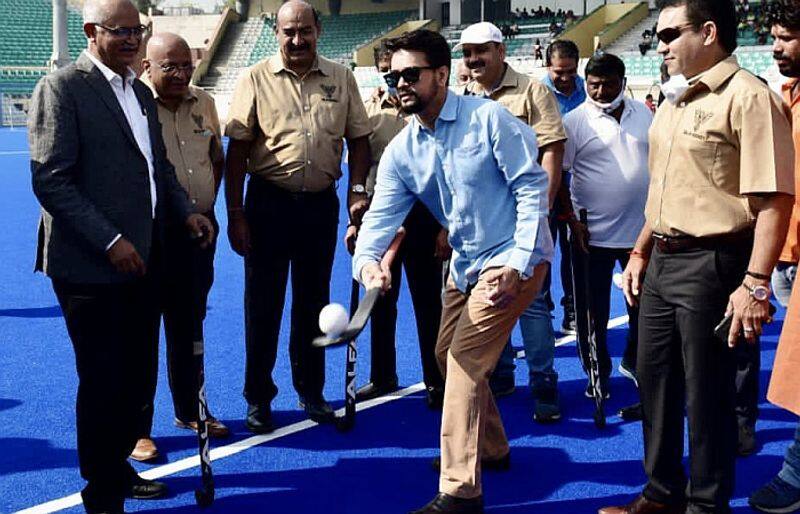 Anurag Thakur shows his skill with the hockey stick VPN