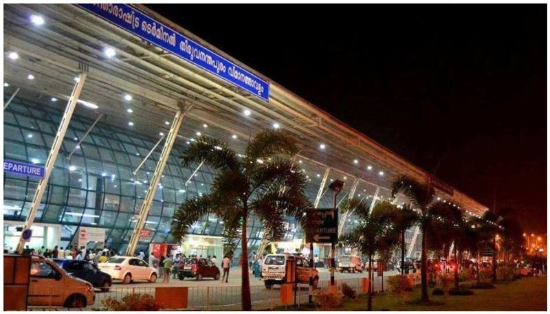 stray dog bite passenger at Thiruvananthapuram international airport  