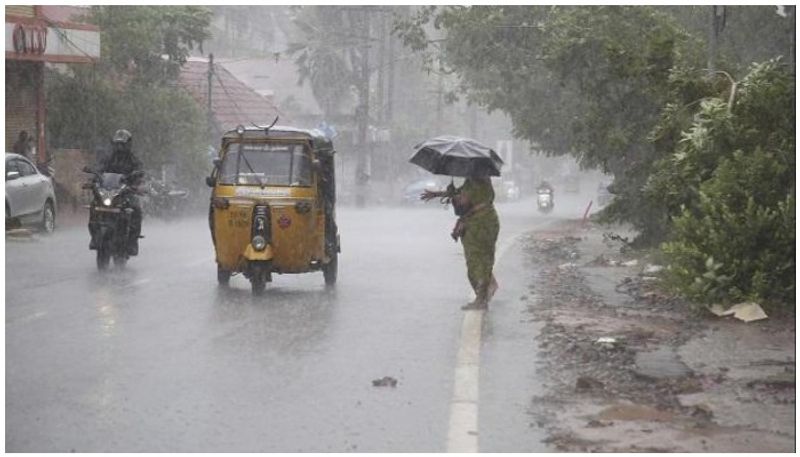 Widespread rain in 10 Districts of karnataka snr