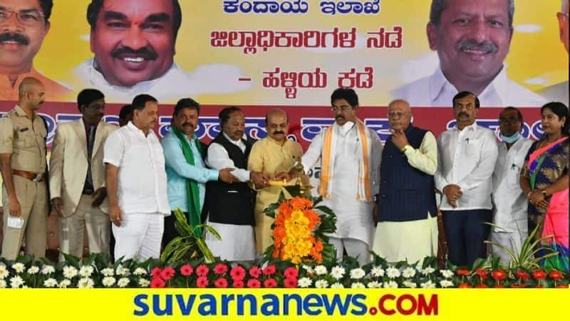 CM Basavaraj bommai inaugurates Grama vastavya program in Davanagere snr