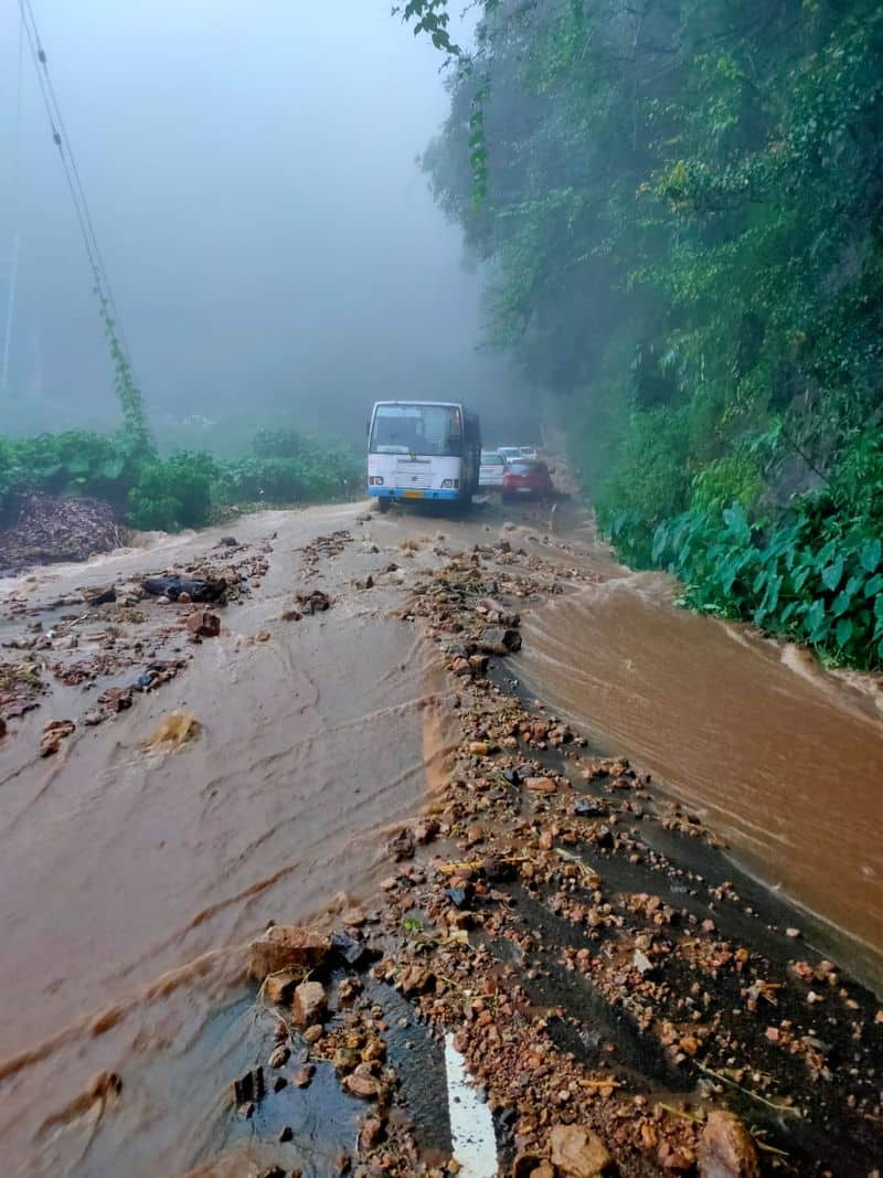 Kerala floods: Heavy rains continue death toll rises respite in 24 hours