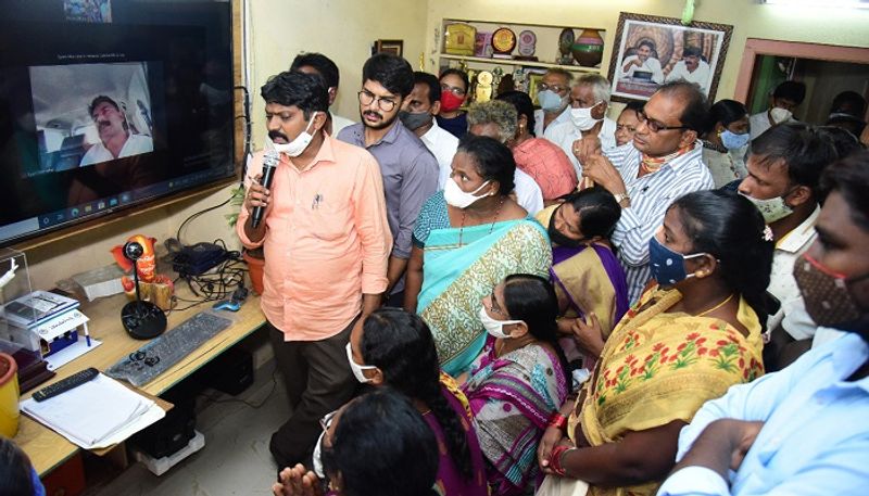 minister perni nani virtual meeting with people in vijayawada