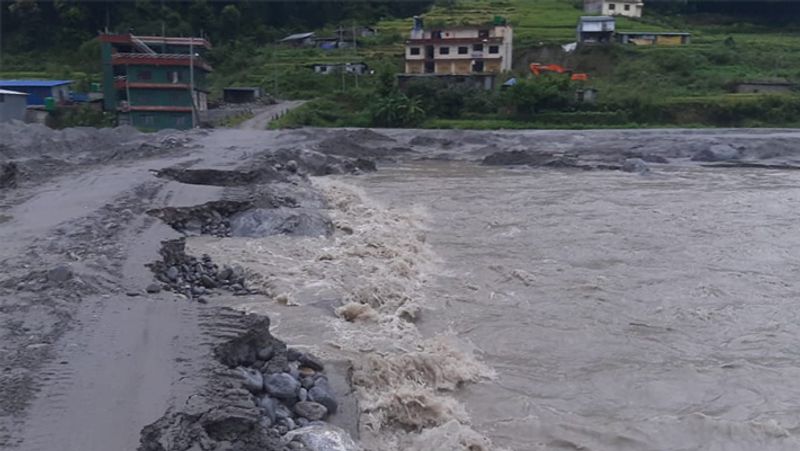 Two Deadbody Found Those Who Fallen in to the Flood in Karnataka grg