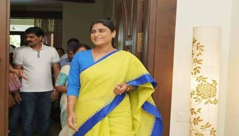 Jagan Reddy's Sister's 4,000 Km Telangana Foot March In Challenge To KCR