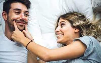 Relationship Tips : ঘুম থেকে উঠেই যৌনমিলনে লিপ্ত হতে চাইছেন, এই ৫ উপায়ে জাগান সঙ্গীকে