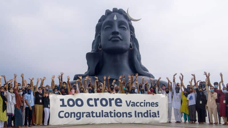 India great achievement by paying 100 crore vaccine.. Sadhguru congratulations