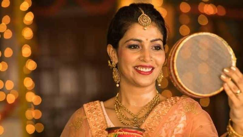 Karwa Chauth 2022: Fasting tips for women to avoid health issues - adt 