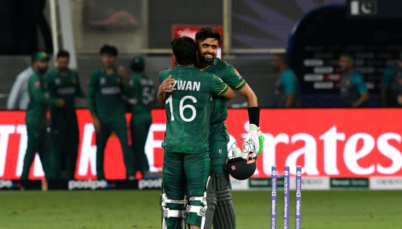 Ind vs Pak: Babar azam s father in Tears after pakistans historic win over india here is the video