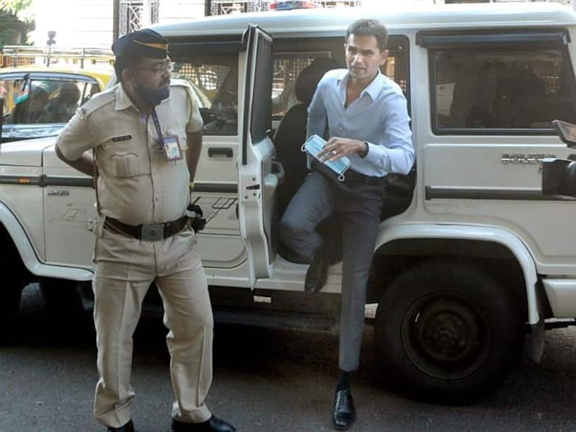 Aryan Khan case officer Sameer Wankhede removed from drugs case probe