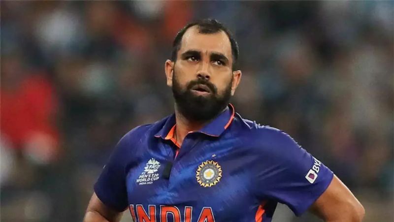 Dont watch cricket: Commentator harsha Bhogle slams Trollers hatred against Team india bowler mohammad shami