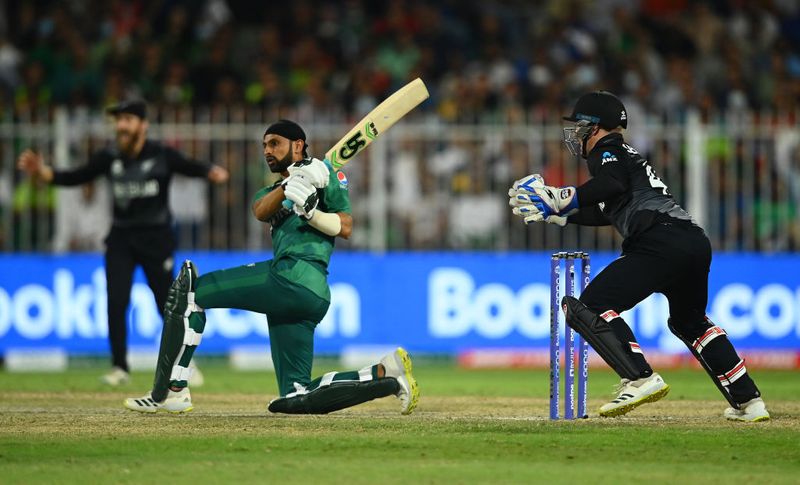 T20 World Cup 2021:Pakistan beat New Zealand by 5 wickets