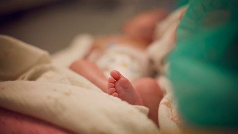 kerala, shocking news, youtube child delivery, baby delivery, trending news, viral news, shocking trending news, kerala latest news