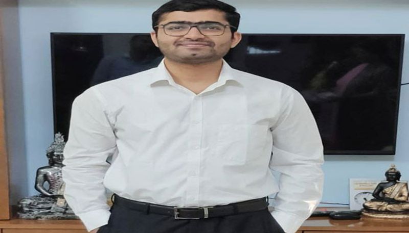 UPSC 29th Ranker prakar Singh levaes US job to become IAS