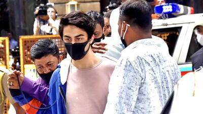 Aryan Khan : ২৪-শে পা দেবেন আরিয়ান, ছেলের জন্মদিনে স্পেশ্যাল চমক কী রাখছেন শাহরুখ